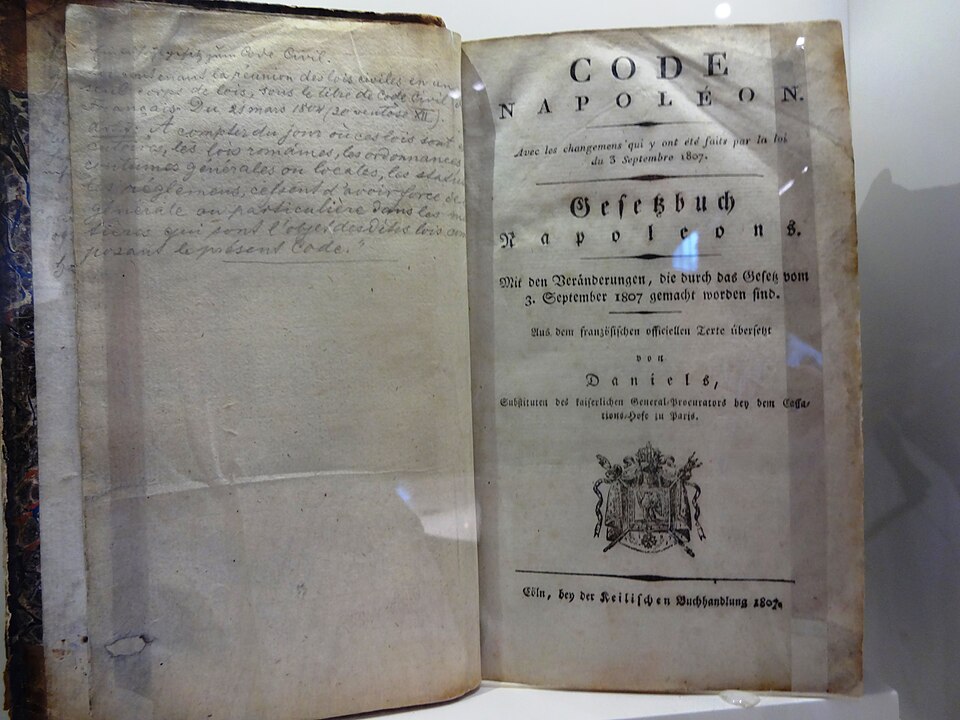 eutsche Ausgabe Code civile von 1807, Museum Hambacher Schloss